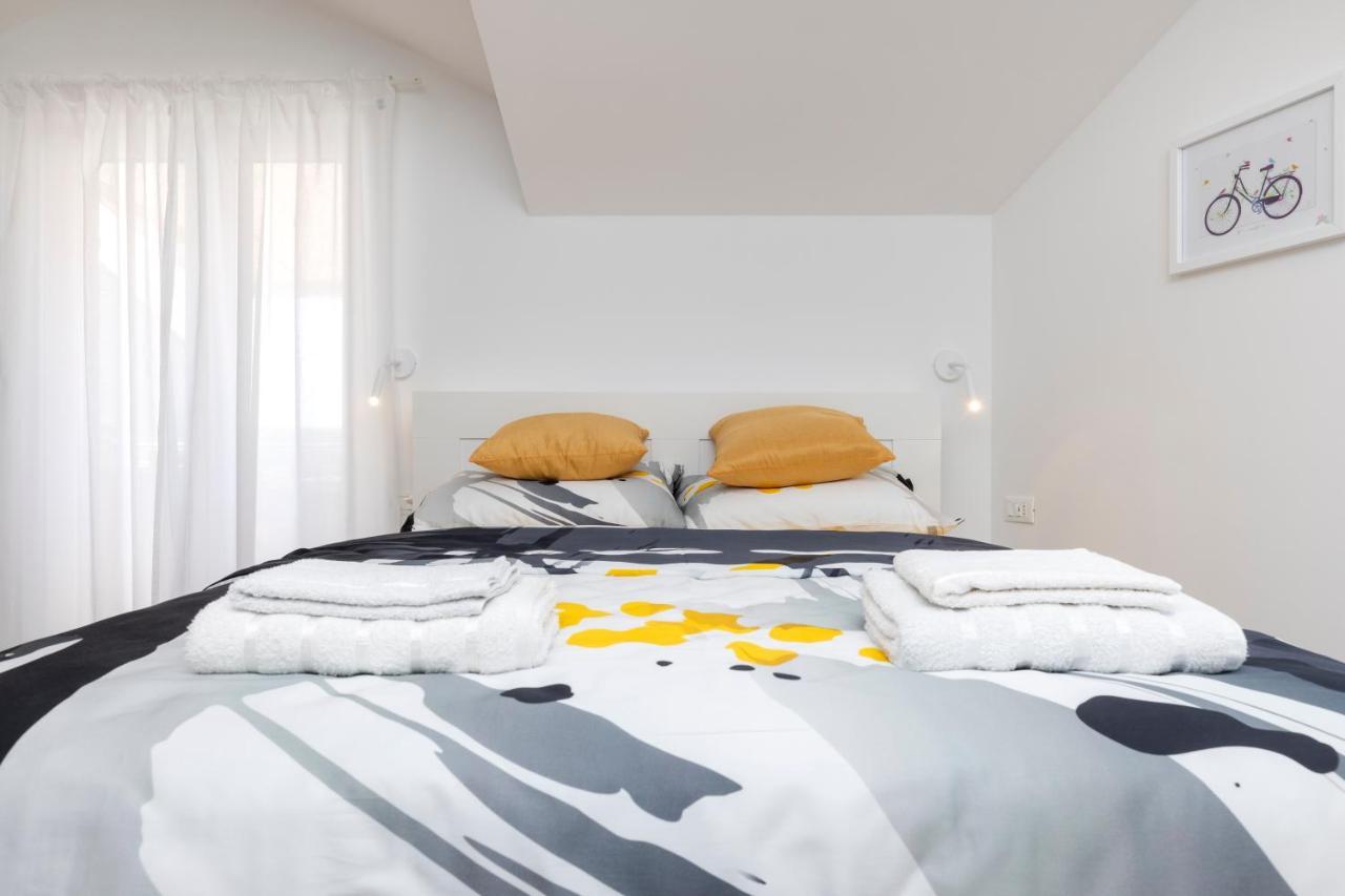 Appartement Easy à Mali Lošinj Extérieur photo